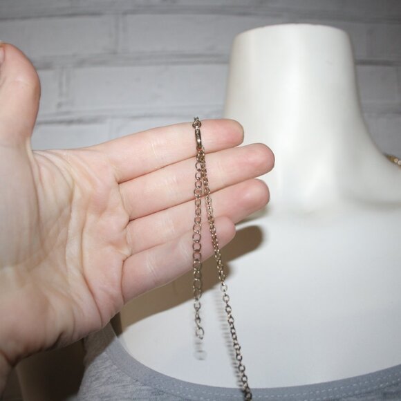 Beautiful gold, crystal, stone and tan tassel necklace 32-35" - Picture 2 of 5